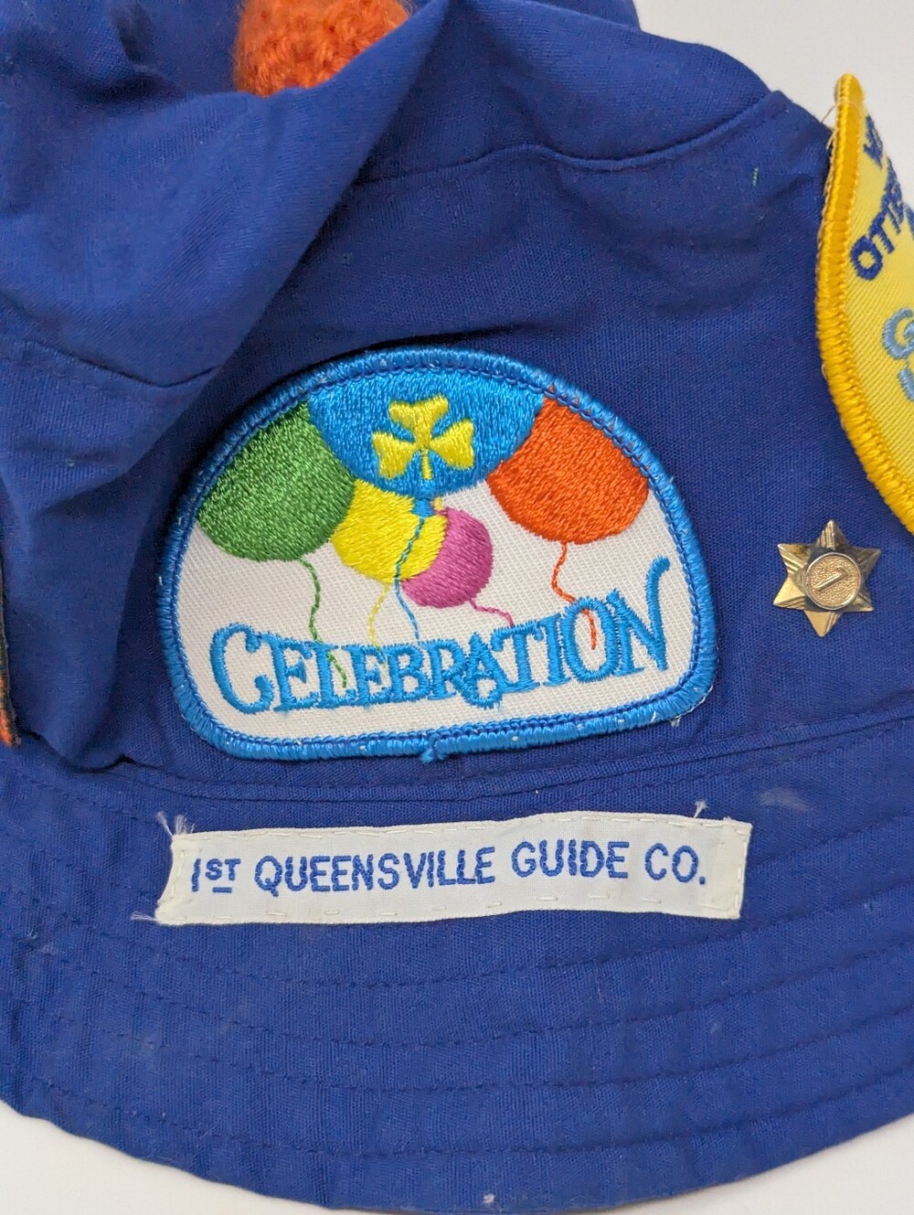 Girl Guides Bucket Hat Blue with Patches Vintage 1980s Queensville Ontario - Picture 2 of 10